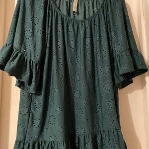 Forest green short sleeve shirt